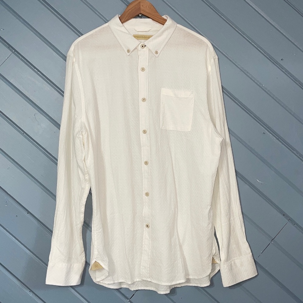 Nifty Genius Textured Cotton White Button Down NWT